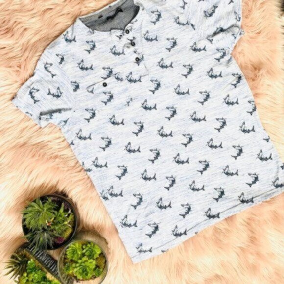 Brave Soul London- Henley Mako Shark short sleeve top​ - Picture 9 of 14
